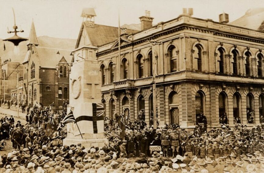 The unveiling of the Lyttelton Cenotaph on the corner of Oxford and London streets ANZAC Day 25th April 1923 Object 14625 167 crop